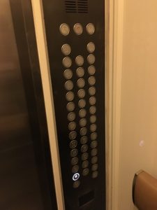 クアラルンプールのホテルのエレベーター